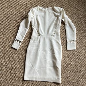 Nicole Miller long Sleeve white dress size small bridal EUC